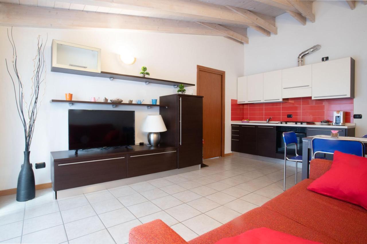 Casa Vacanze Valeria Sondrio Zewnętrze zdjęcie
